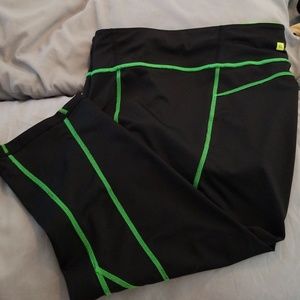 Womens athletic Capri